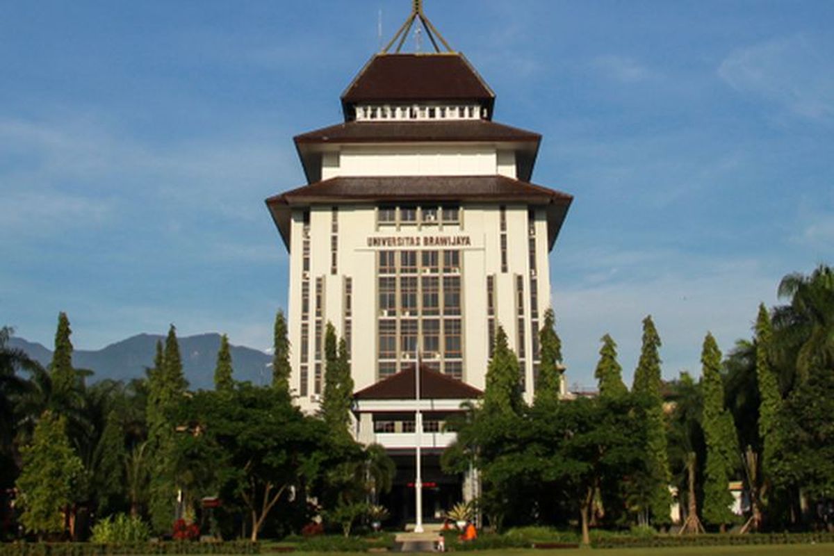 Jalur mandiri UB 2023 bisa buat siswa gap year. 