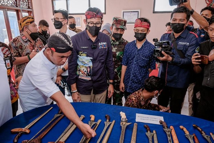 Keris asal Desa Aeng Tong-tong Jawa Timur jadi suvenir side event G20