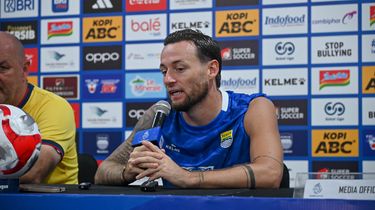 Klok Harap Shayne Pattynama Dapat Rezeki di Persija, Tapi Juga Beri Satu Peringatan