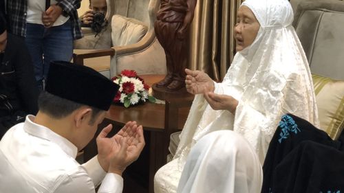 Muhaimin Dapat Pesan "Telur Rebus" dari Ibunya sebelum Mendaftar ke KPU bareng Anies Baswedan