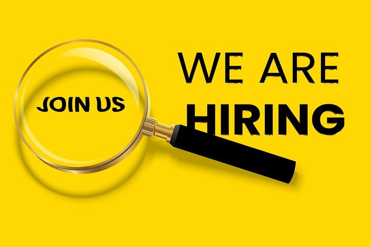 Ilustrasi lowongan kerja.  PT Pamapersada Nusantara (PAMA) membuka lowongan kerja untuk lulusan D3. Posisi yang dibuka yaitu Surveyor