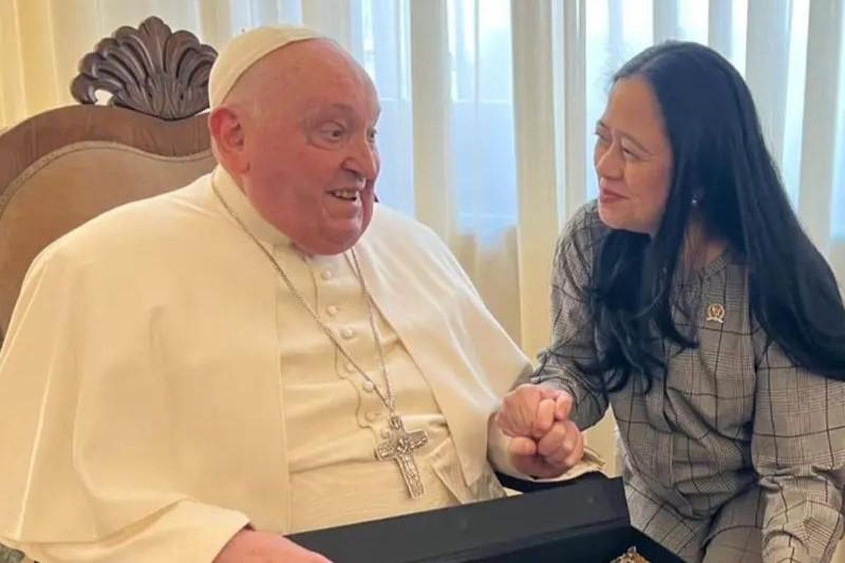 Ketua DPR RI Puan Maharani saat bertemu pemimpin tertinggi Gereja Katolik sedunia sekaligus Kepala Negara Vatikan, Paus Fransiskus di Istana Apostolik, Kota Vatikan, pada Februari 2025 lalu. 