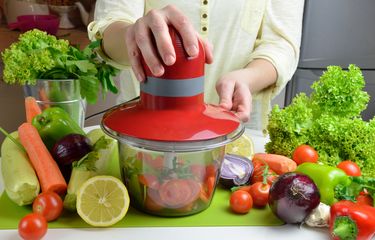 Fakta tentang Food Chopper yang Harus Kamu Tahu Sebelum Membeli ...