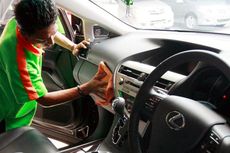 Tips Jitu Bersihkan Kulit Interior Mobil