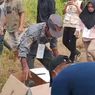 Warga Obrak-abrik Kotak Suara di Lhokseumawe, Surat Suara Berhamburan