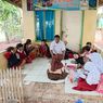 Kelas Rusak, Siswa di Bandung Barat Belajar di Pelataran Posyandu