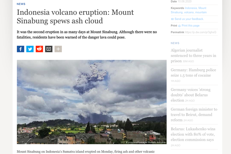 Tangkapan layar judul berita web DW soal erupsi Gunung Sinabung, Senin (10/8/2020). 