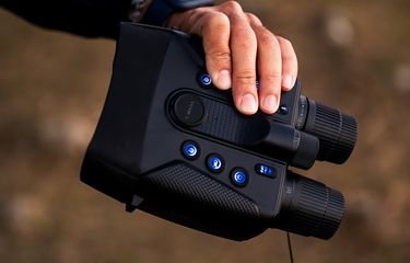 Ochiq havoda siyayotgan rus qizlari porno video Porno juda chiroyli jojani sikadi, boshqalari oz navbatini kutishadi