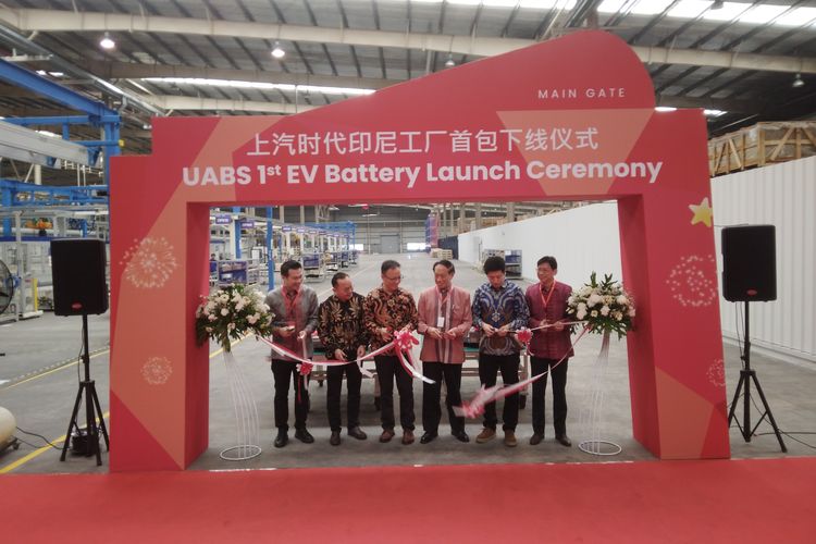 PT United Automotive Battery System Indonesia (UABS Indonesia) resmi memulai operasi pabriknya di Cikarang, Bekasi, Jawa Barat, pada Selasa (5/11/2024).
