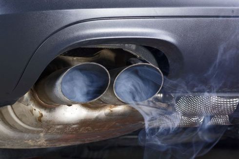 Uji Emisi Jadi Syarat Bayar Pajak Kendaraan, Kapan Berlaku Efektif?