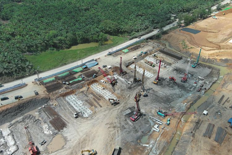 Pembangunan Jalan Sumbu Kebangsaan Timur Kawasan Inti Pusat Pemerintahan (KIPP) IKN, Kaltim.
