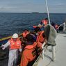 Alat Berat Tercebur ke Laut, Operator Ikut Terseret dan Dilaporkan Hilang