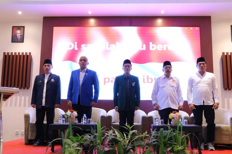 Perwakilan partai pengusung Dadang Supriatna untuk kembali maju sebagai Bupati Bandung tengah menandatangani Nota Kesepahaman, pada Senin (17/6/2024) kemarin di Soreang, Kabupaten Bandung, Jawa Barat