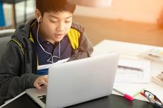 Efek Negatif Sekolah Online pada Penglihatan Anak