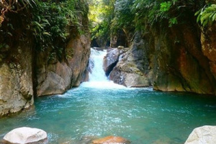 Curung Leuwi Hejo, Sentul, Kabupaten Bogor, Jawa Barat DOK. Sentul City