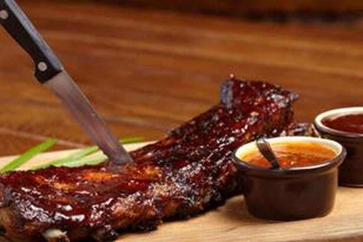 Hindari merendam iga dengan bumbu yang terlalu banyak.