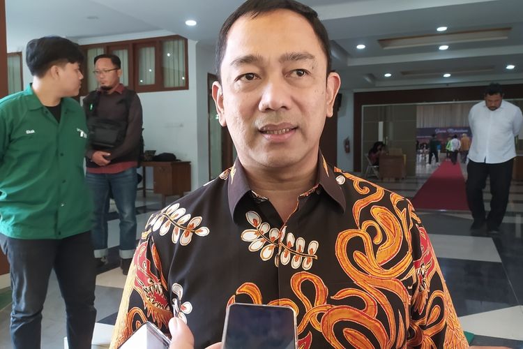 Ketua DPC PDI-P Kota Semarang, Hendrar Prihadi saat ditemui di Kampus UIN Walisongo Semarang.