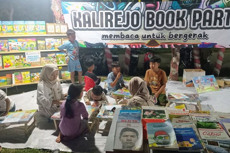 Berawal dari Ngopi 5 Anak Muda, Kalirejo Book Party Tumbuhkan Mimpi Anak Kampung