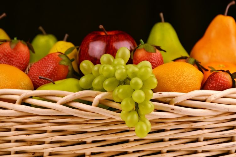 ilustrasi buah-buahan segar.