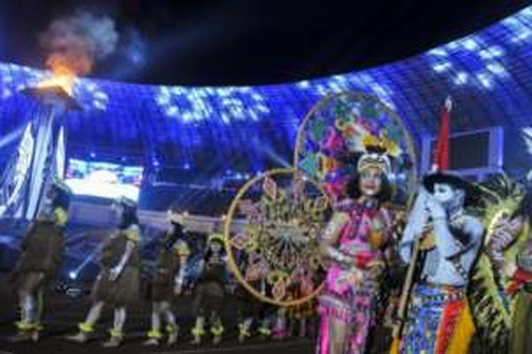 Upacara penutupuan PON XIX/2016, Bandung di Stadion Bandung Lautan Api, Kamis (29/09/2016)