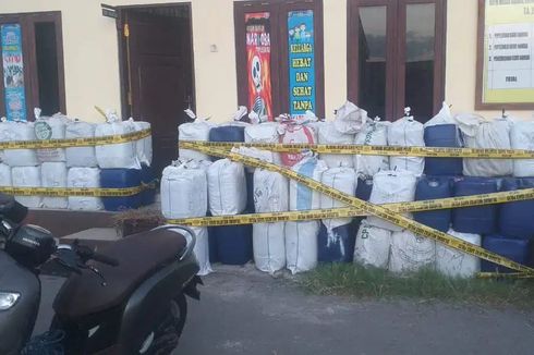 Polisi Sita 3.000 Liter Minuman Keras Lokal yang Dibawa dari Flores ke Kupang