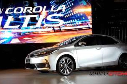 Beda Corolla Altis Terbaru Versi Indonesia dan Thailand