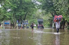 Tanggul Jebol, Puluhan Rumah di Kawasan Marina Semarang Terendam Banjir
