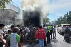 Truk Pengiriman Paket Terbakar di Situbondo, Bermula Pengendara Motor Lihat Kepulan Asap