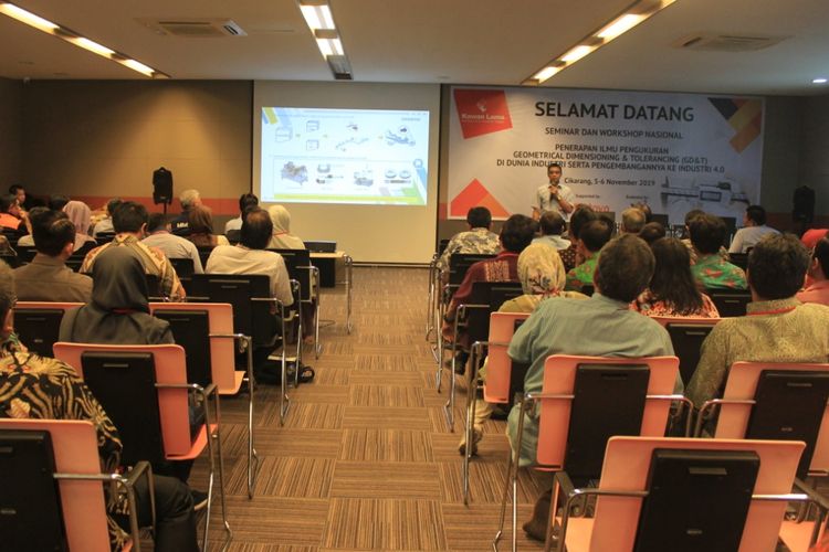 PT Kawan Lama Sejahtera bersama Kemristekdikti menggelar Seminar dan Workshop Nasional Penerapan Ilmu Pengukuran Geometrical Dimensioning & Tolerancing (GD & T) di Dunia Industri Serta Pengembangannya ke Industri 4.0 di Auditorium Kawan Lama Cikarang (5-6/11/2019).