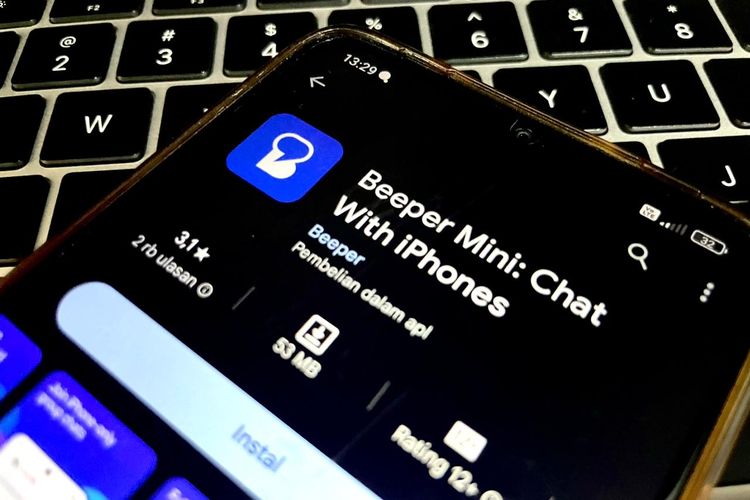 Ilustrasi aplikasi Beeper Mini yang diblokir aksesnya oleh Apple.