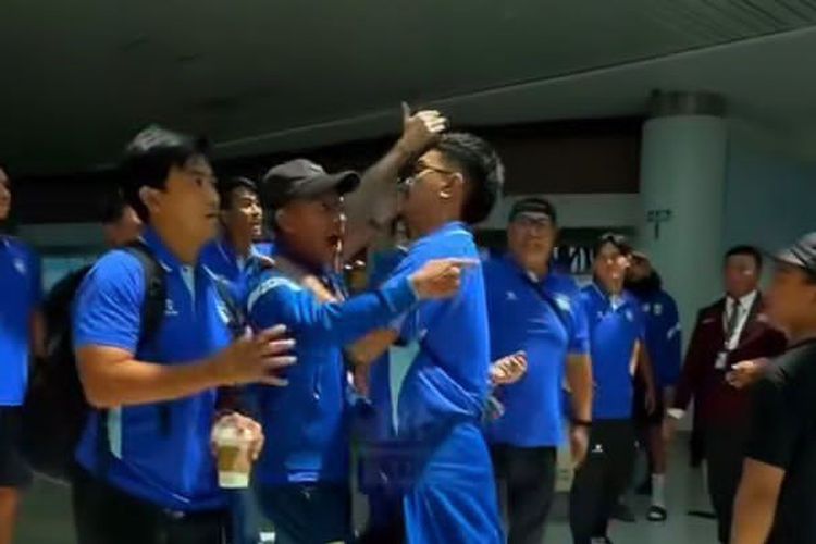 Pemain Persib Cekcok dengan Oknum Suporter di Bandara Balikpapan, Kondusif dalam 20 Menit