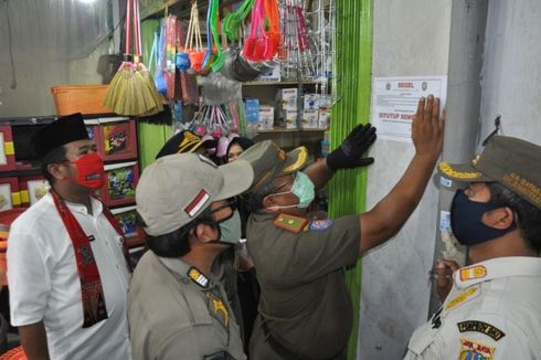 Beroperasi Saat PSBB, Kios Parfum hingga Pakaian di Pasar Pulo Jahe Ditutup Sementara