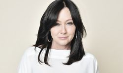 7 Mitos Kanker Payudara, Penyakit yang Diderita Shannen Doherty