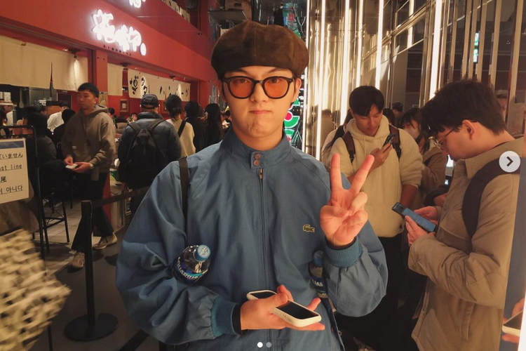 6 Inspirasi Gaya ala Choi Hyun Wook, "Oversized Outfit" Jadi Andalan