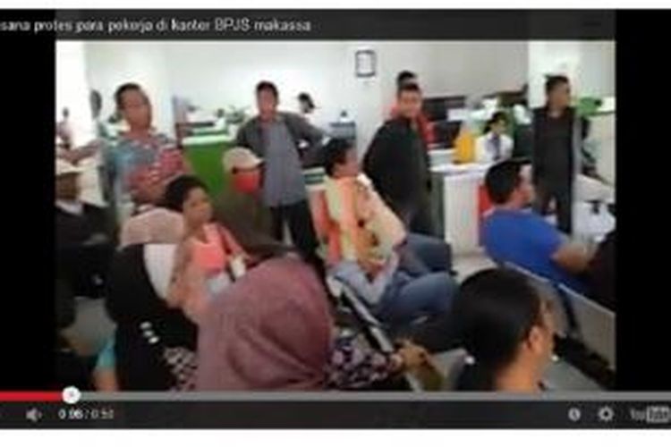 Sejumlah pekerja di Makassar protes dengan pemberlakuan aturan baru pencairan jaminan hari tua (JHT) BPJS Ketenagakeraan.