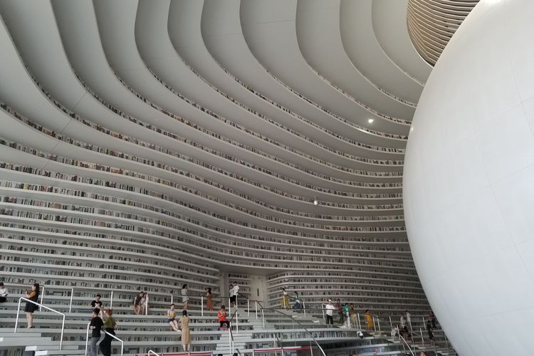 Megahnya arsitektur perpustakaan Tianjin Binhai