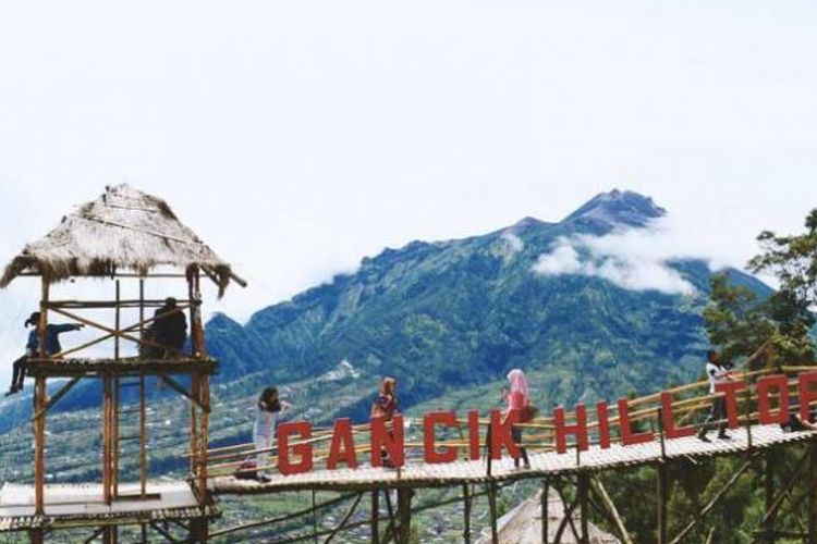 Pemandangan Bukit Gancik Selo di Boyolali, Jawa Tengah.
