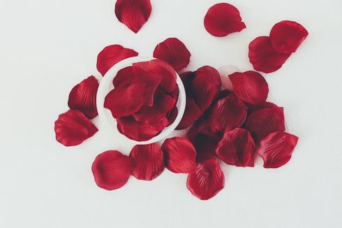 Tren Racikan Teh Bunga, Ini 4 Manfaat Teh Bunga Mawar bagi Kesehatan