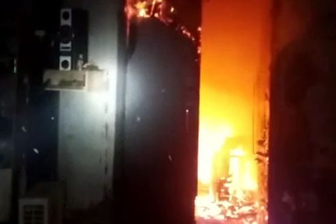 Kebakaran Kafe di Blitar Diduga akibat Korsleting AC, Kerugian Ditaksir Capai Rp 700 Juta