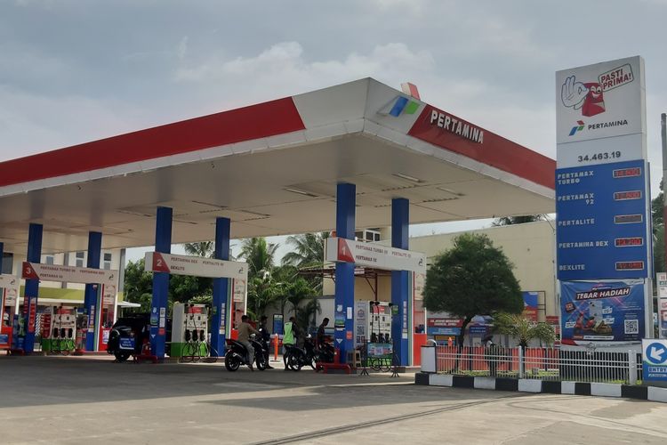 Pertamina mengatakan harga pertamax masih paling kompetitif dibandingkan produk BBM RON 92 lainnya.