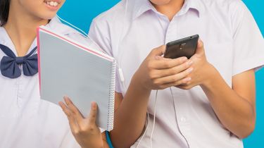 Dibatasi PP Tunas, Siswa Sebut Medsos Bantu Belajar dan Minta Platform Khusus Anak