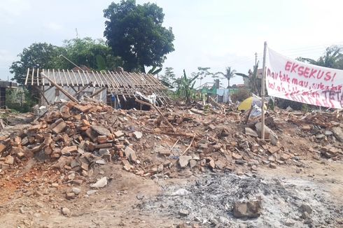 Tolak Ganti Rugi Tol Solo-Yogyakarta Rp 900 Juta, Didik Dirikan Tenda di Atas Reruntuhan Rumahnya