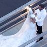 Gelar Pesta Nikah, Ben Affleck dan Jennifer Lopez Tampil Glamor Serba Putih