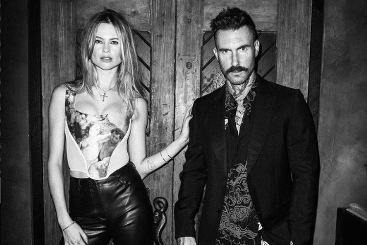 Adam Levine bantah selingkuh dari Behati Prinsloo.