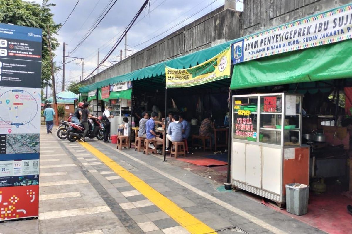 Suasana lokasi sementara (loksem) JP 44 di Jalan Pelataran, Pegangsaan, Menteng, Jakarta Pusat.