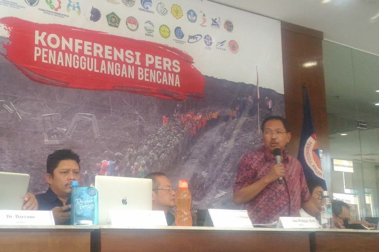 Badan Nasional Penanggulangan Bencana (BNPB) menggelar konferensi pers terkait informasi terkini bencana alam di kantor BNPB, Jakarta Timur, Jumat (28/6/2019).  