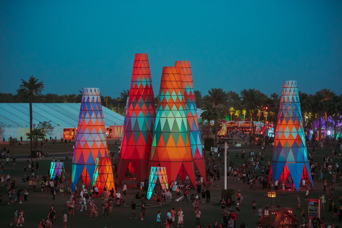 Festival musik dan seni Coachella di Indio, California, Amerika Serikat.