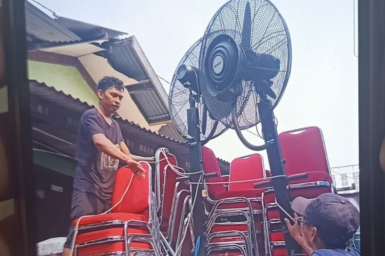 Modus Sewa Kursi Berkedok Acara MBG, 120 Kursi dan 3 Blower Vendor di Tangsel Raib