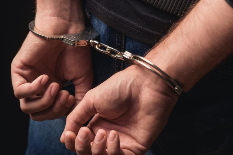 Diduga Sekap Anak dan Edarkan Vape Narkoba, WN China Ditangkap di Jakut