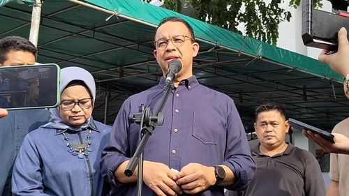 Anies Minta Warga Lapor jika Diberi Bansos Bersyarat dari Paslon Tertentu